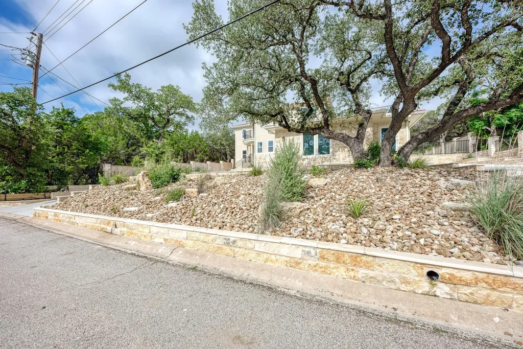 13201 Mansfield Drive Austin TX 78732