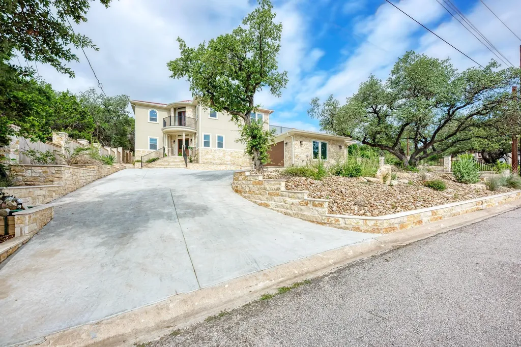 13201 Mansfield Drive Austin TX 78732