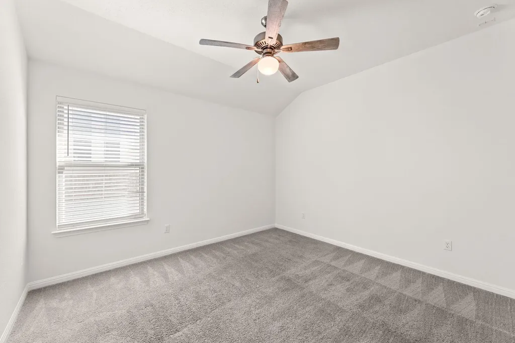 109 Finstown Street Hutto TX 78634
