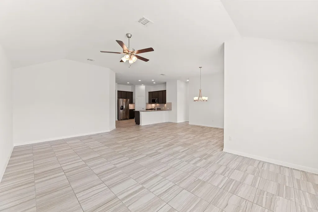 109 Finstown Street Hutto TX 78634
