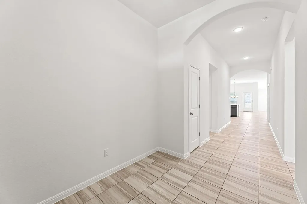 109 Finstown Street Hutto TX 78634