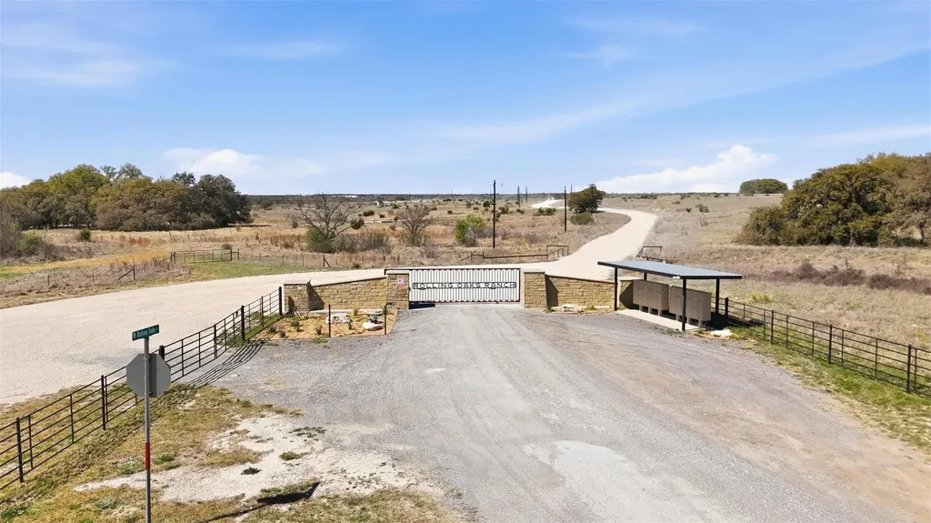 300 Willow Oak Drive Goldthwaite TX 76844