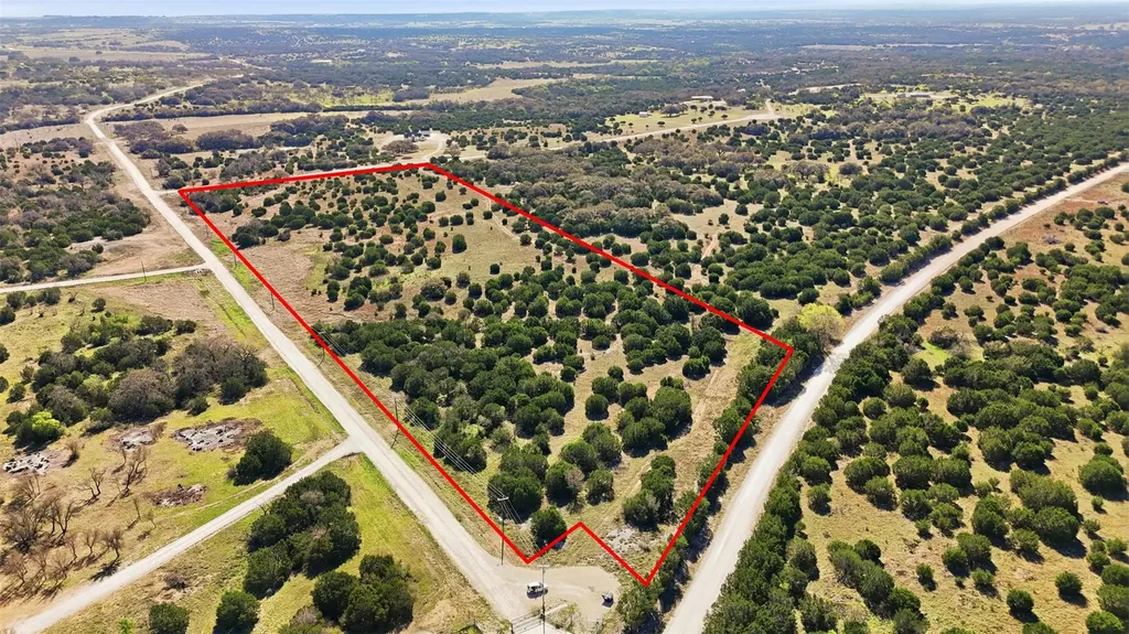 300 Willow Oak Drive Goldthwaite TX 76844