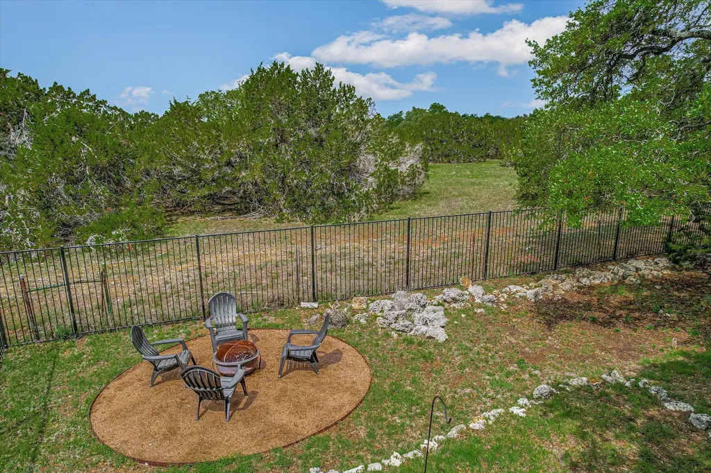 1379 Bunker Ranch Boulevard Dripping Springs TX 78620