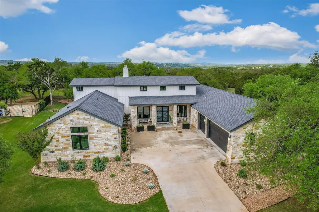 1379 Bunker Ranch Boulevard Dripping Springs TX 78620