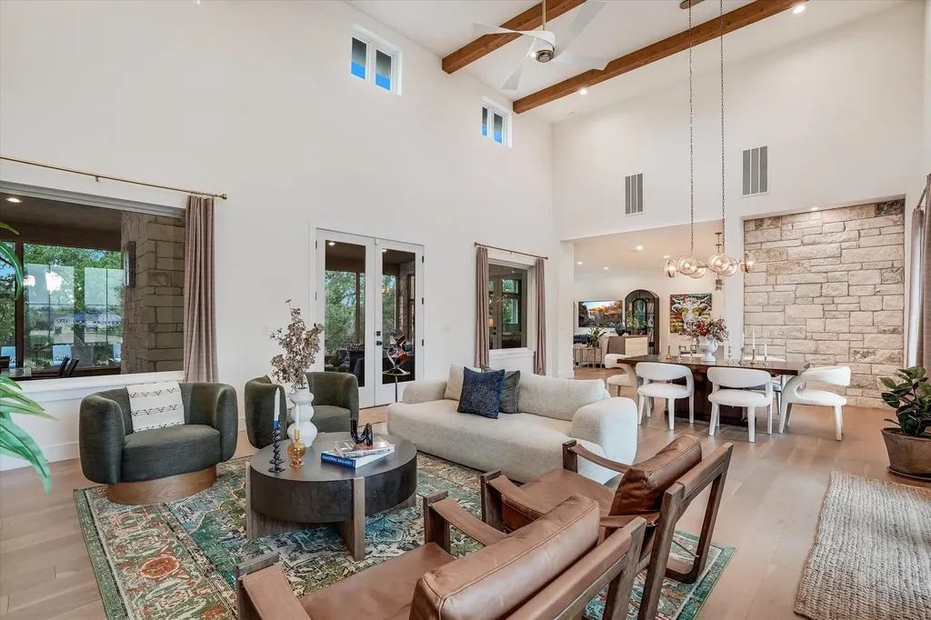 1379 Bunker Ranch Boulevard Dripping Springs TX 78620