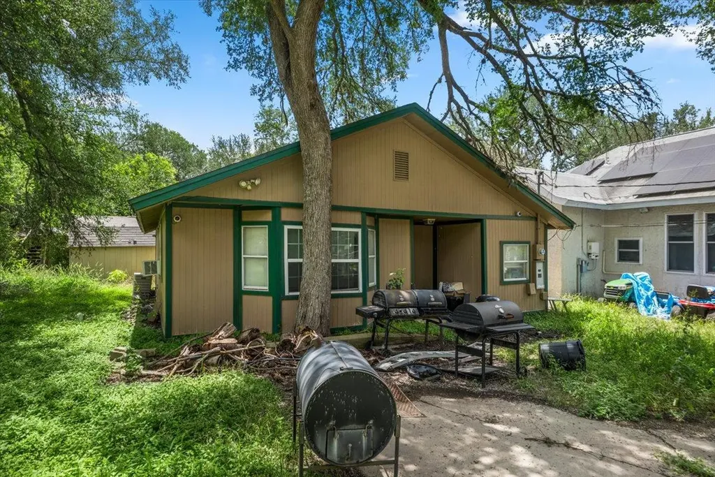 151 High Ridge Drive Del Valle TX 78617