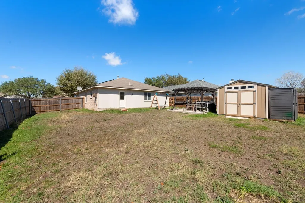 5501 English Avenue Austin TX 78724