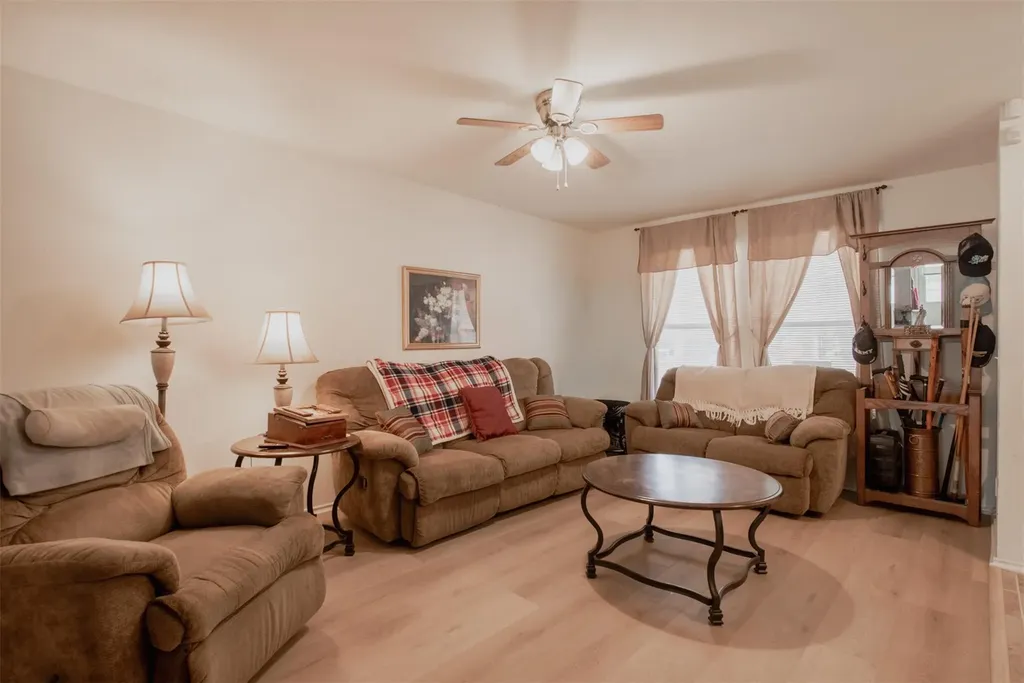 5501 English Avenue Austin TX 78724