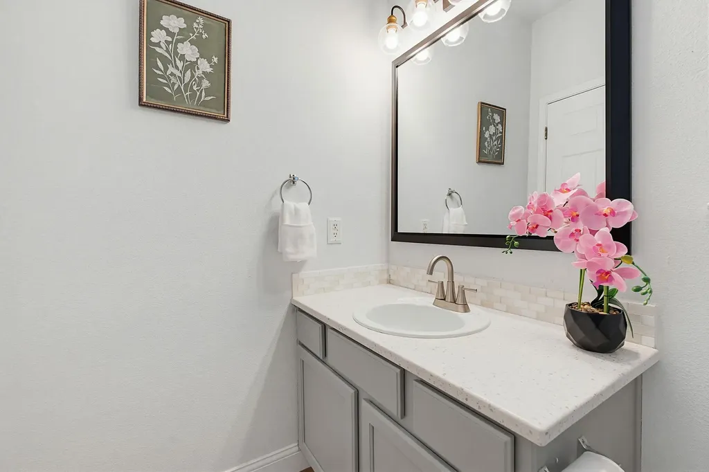 5500 Toscana Avenue Austin TX 78724