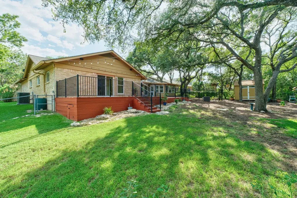 2150 Barton Hills Drive Austin TX 78704