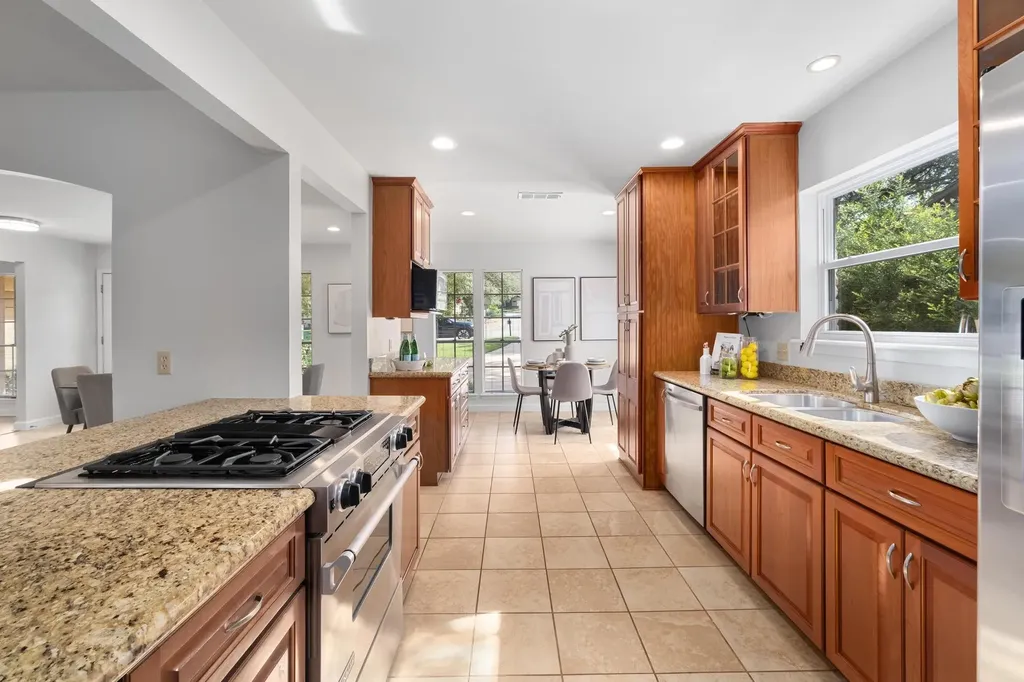 2150 Barton Hills Drive Austin TX 78704