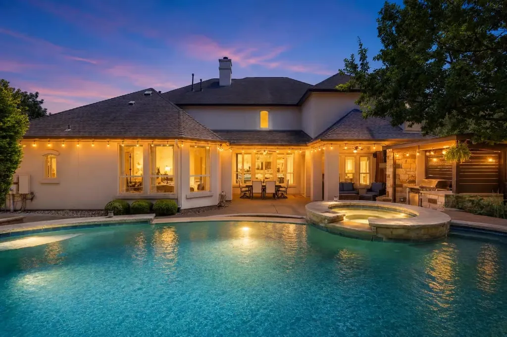 8912 Geranium Cove Austin TX 78738