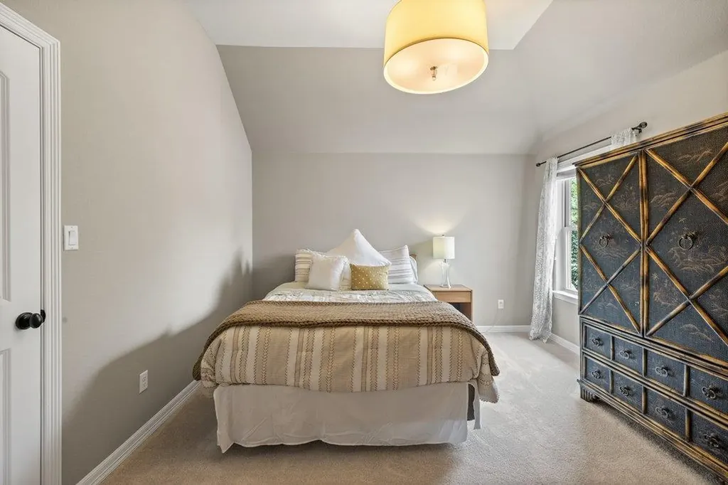 8912 Geranium Cove Austin TX 78738