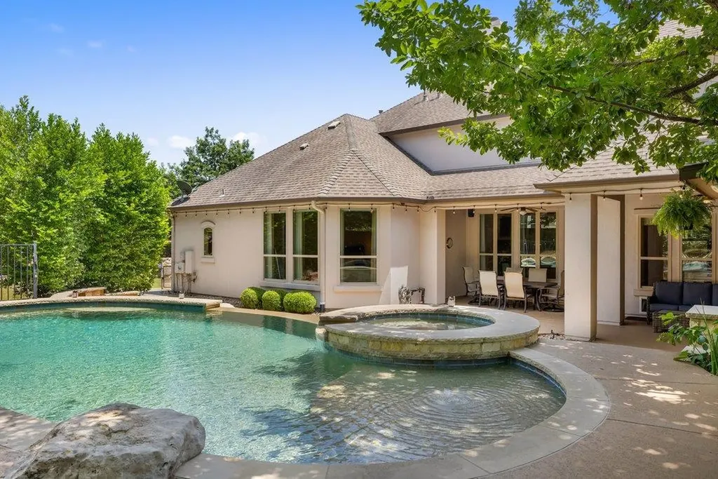 8912 Geranium Cove Austin TX 78738