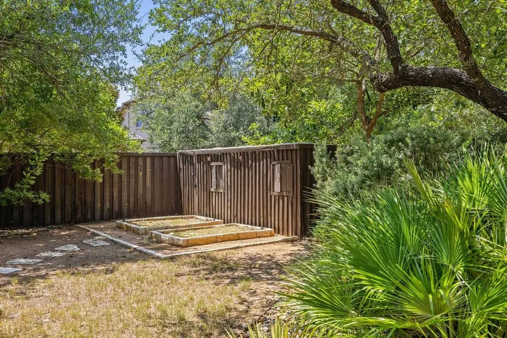 8912 Geranium Cove Austin TX 78738