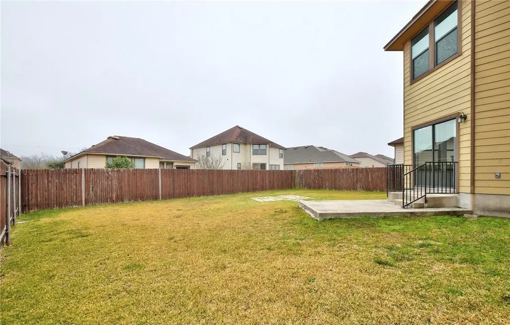 356 Matthews Lane Kyle TX 78640