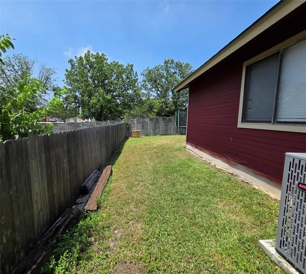 2013 Margalene Way Austin TX 78728