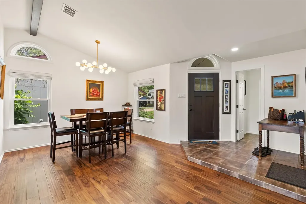 8406 Washita Drive Austin TX 78749