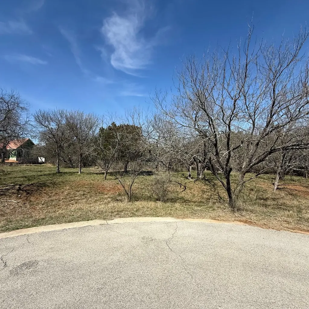 808 Sky Lane Horseshoe Bay TX 78657