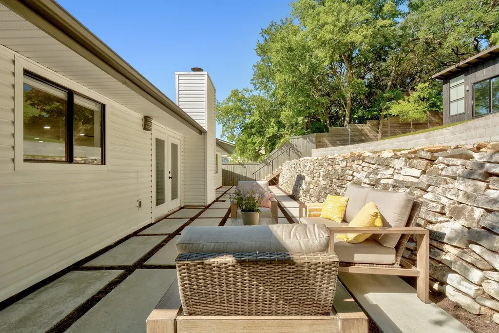 12212 Scribe Drive Austin TX 78759