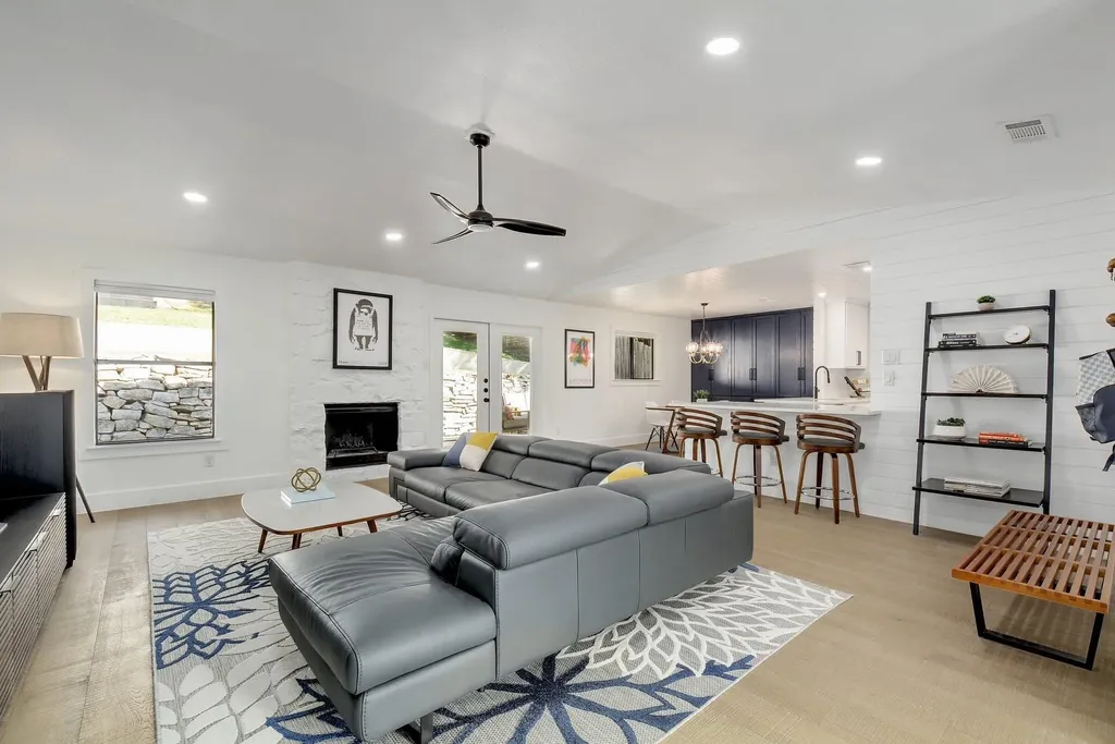 12212 Scribe Drive Austin TX 78759