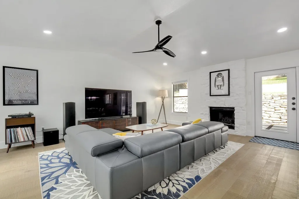 12212 Scribe Drive Austin TX 78759