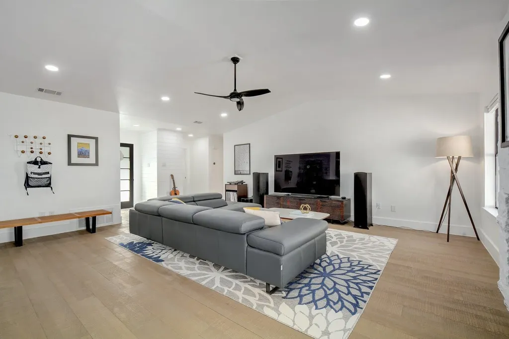 12212 Scribe Drive Austin TX 78759