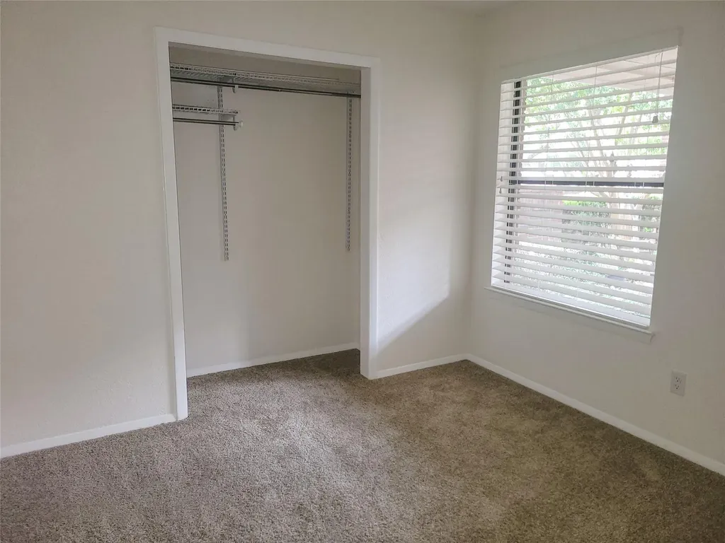 12301 Furrow Cove Austin TX 78753