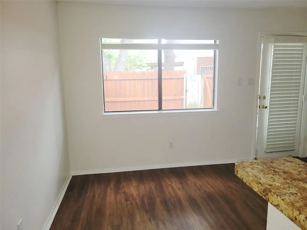 12301 Furrow Cove Austin TX 78753