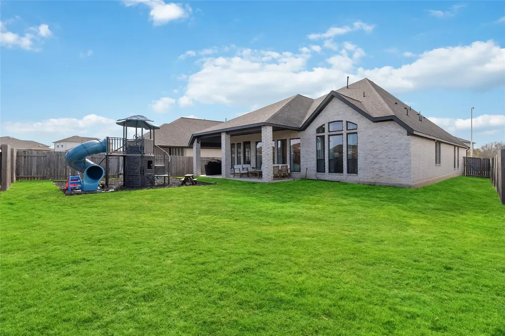 14421 Kira Lane Manor TX 78653