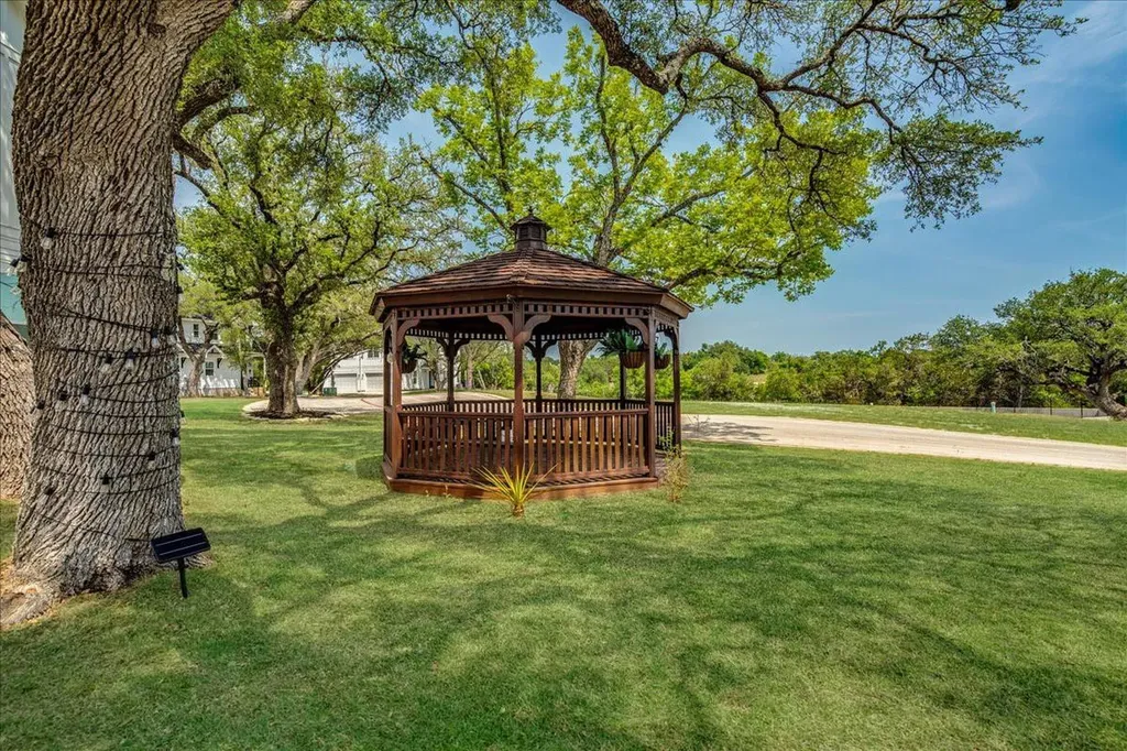 136 Lourdes Court Dripping Springs TX 78620