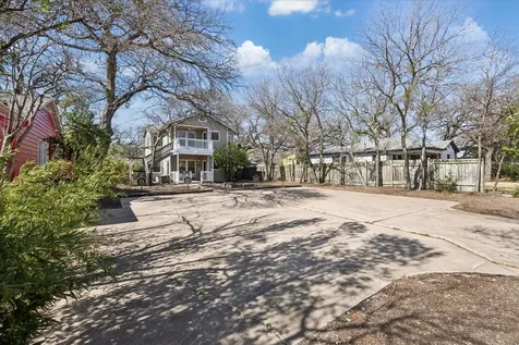 3202 French Place Austin TX 78722