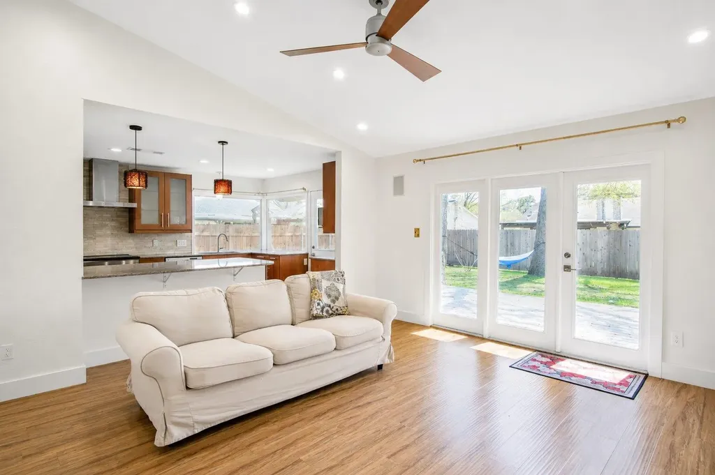 505 Chihuahua Trail Austin TX 78745