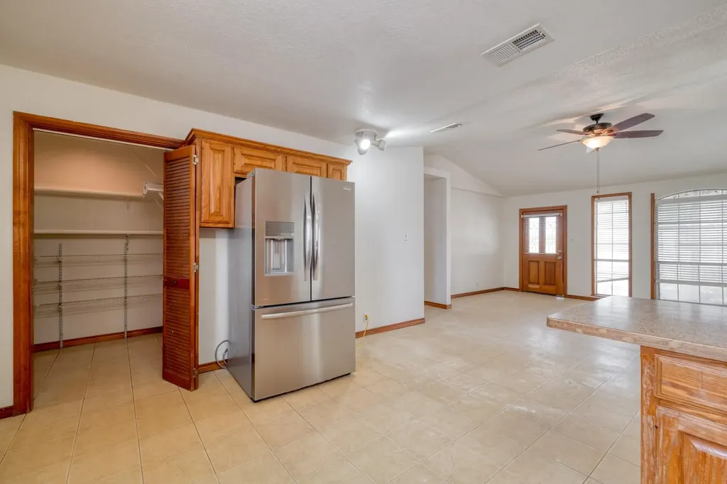 2701 Windy Ridge Road Taylor TX 76574