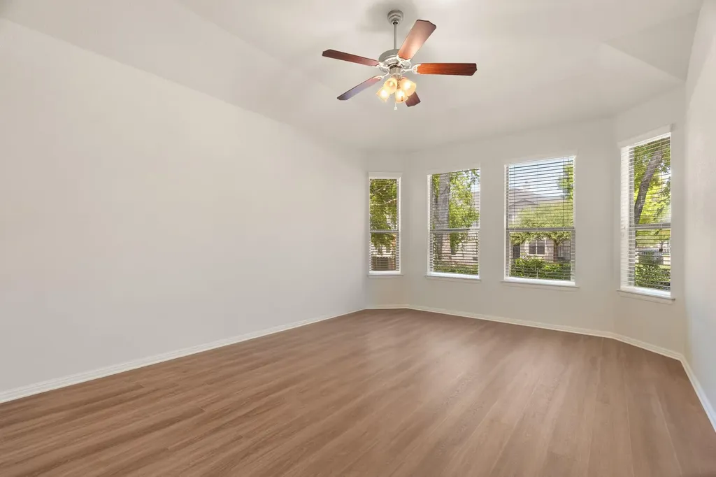 640 Wiltshire Drive Hutto TX 78634