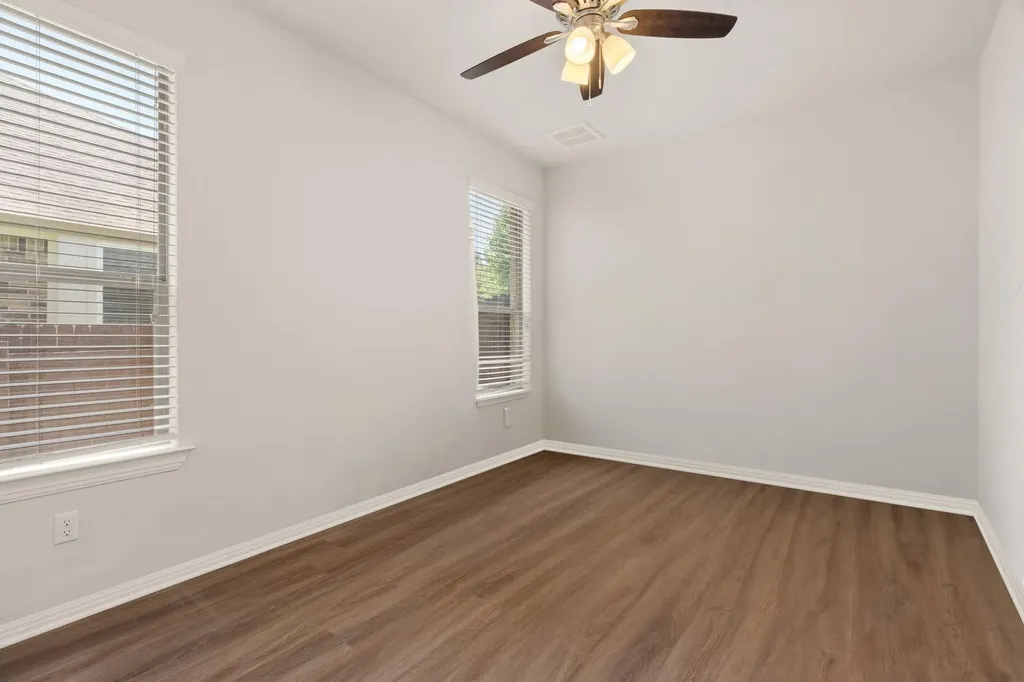 640 Wiltshire Drive Hutto TX 78634