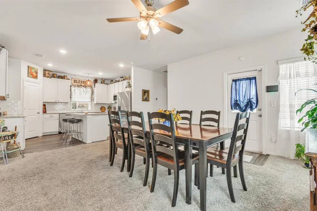 124 Zion Drive Kyle TX 78640