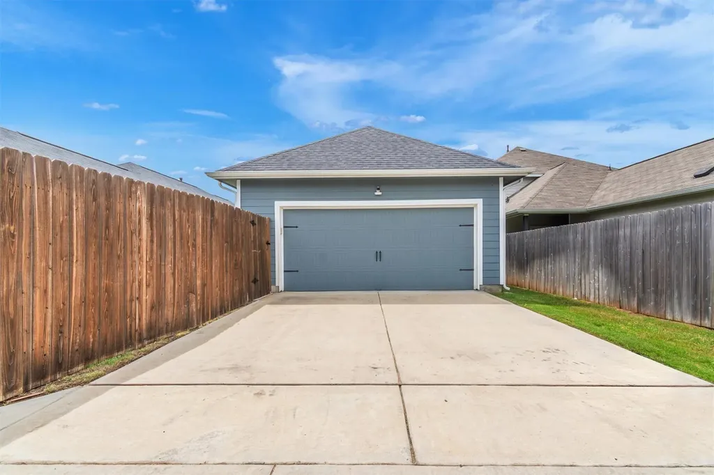 124 Zion Drive Kyle TX 78640