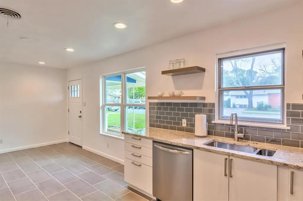 8107 Lazy Lane Austin TX 78757