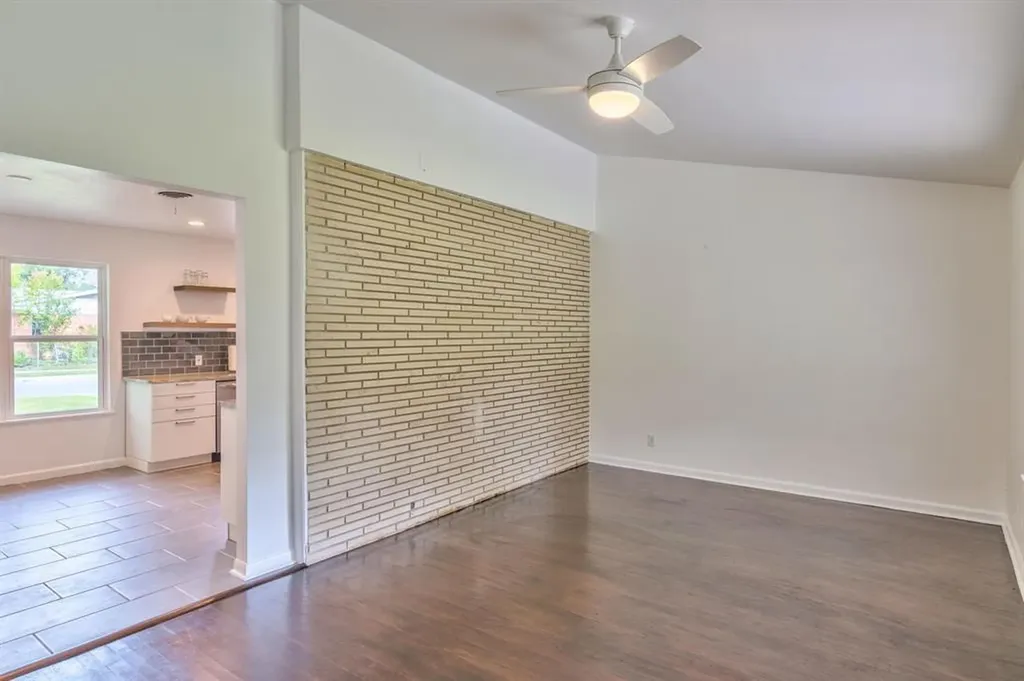 8107 Lazy Lane Austin TX 78757