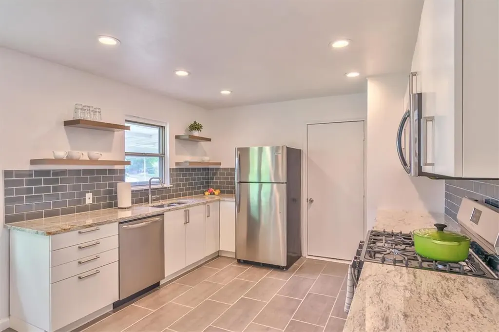 8107 Lazy Lane Austin TX 78757