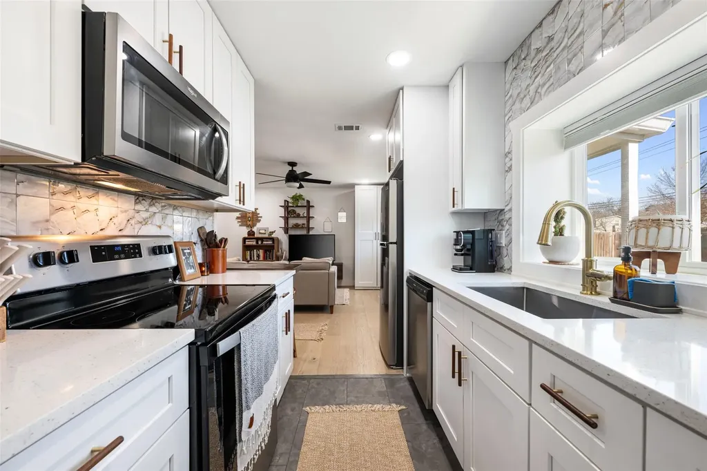 1616 Webberville Road Austin TX 78721