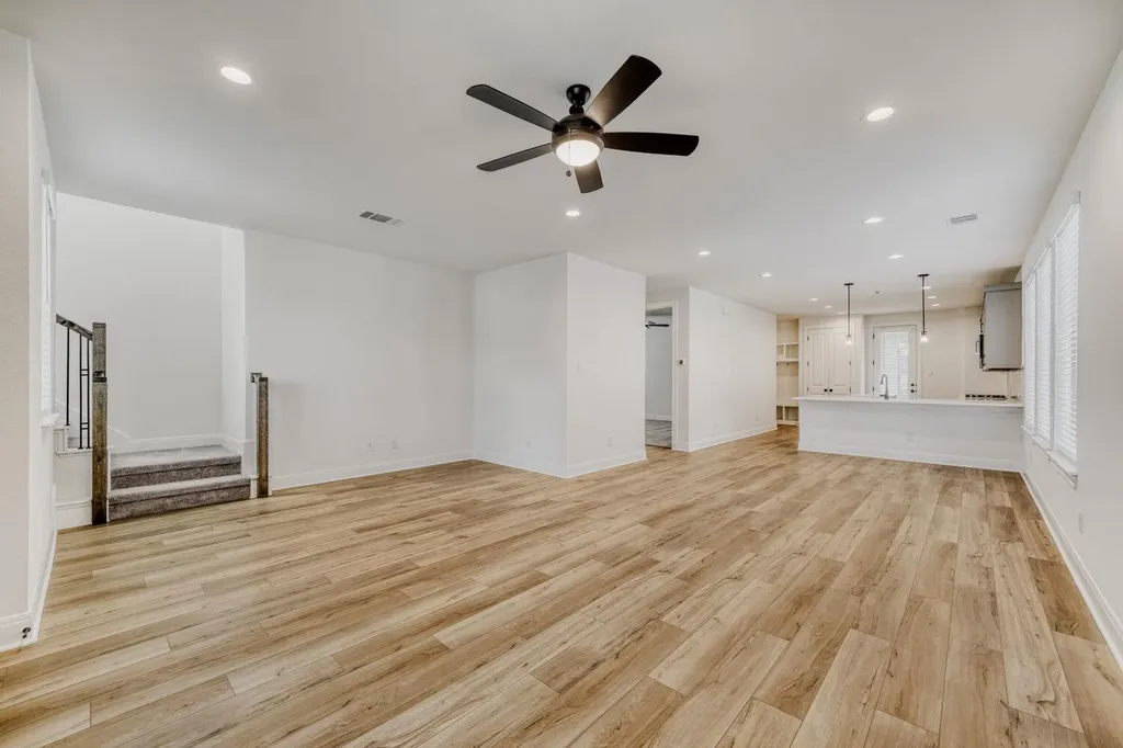 116 International Street Buda TX 78610