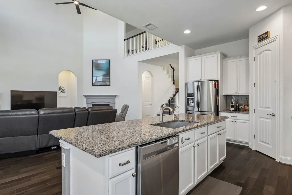 124 Redtail Lane Leander TX 78641