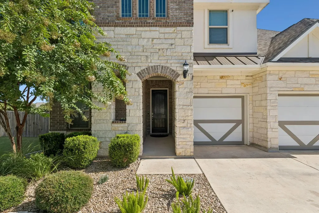 124 Redtail Lane Leander TX 78641