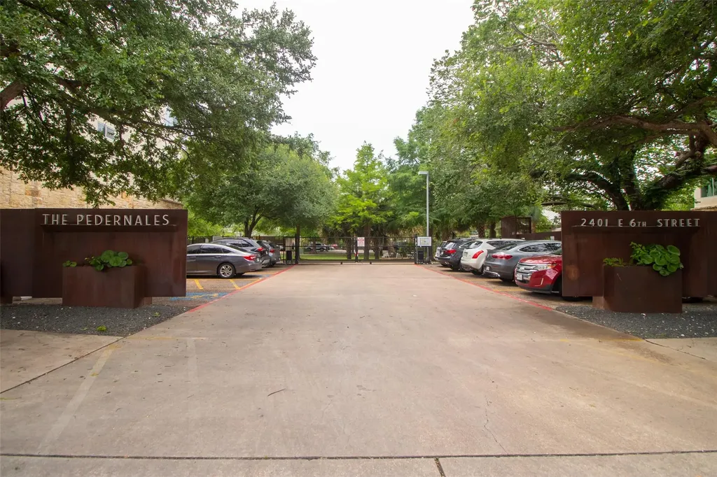 2401 E 6th Street Austin TX 78702