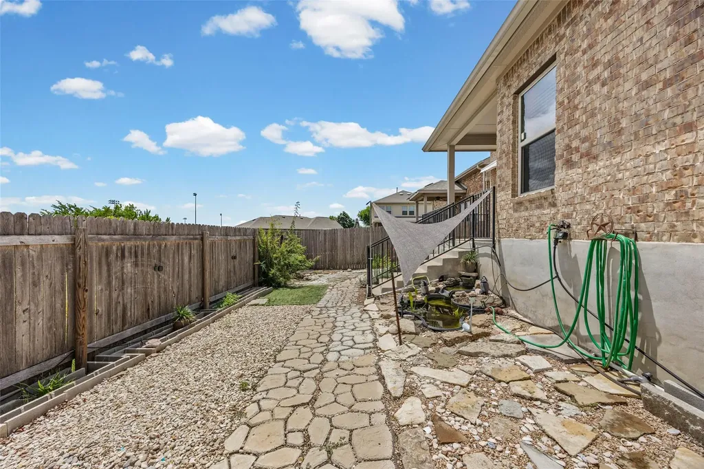 536 Rancho Verde Drive Leander TX 78641