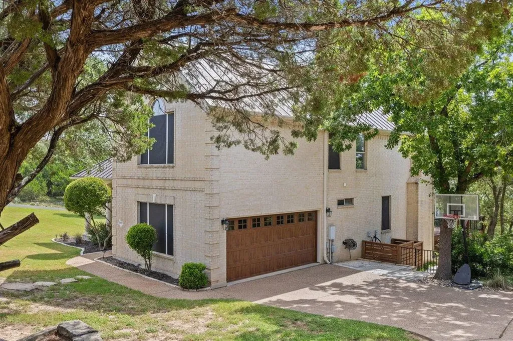 17133 Majestic Ridge Road Austin TX 78738
