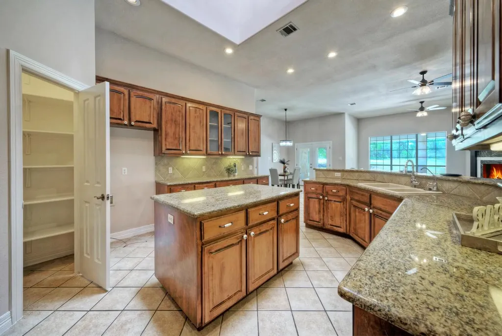 12225 Triple Creek Circle Dripping Springs TX 78620